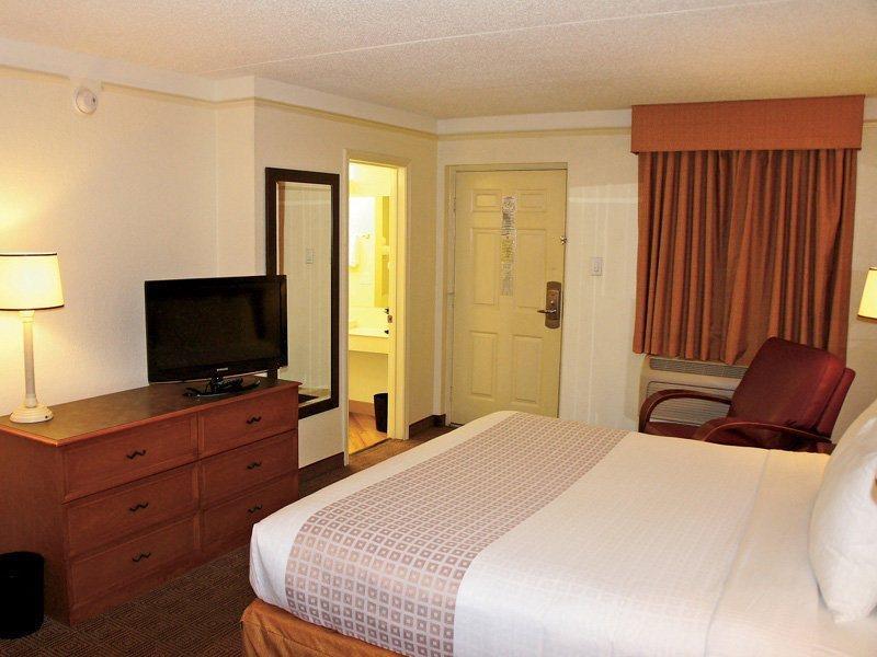 Budget Inn & Suite Atlanta Marietta Stadium Ngoại thất bức ảnh