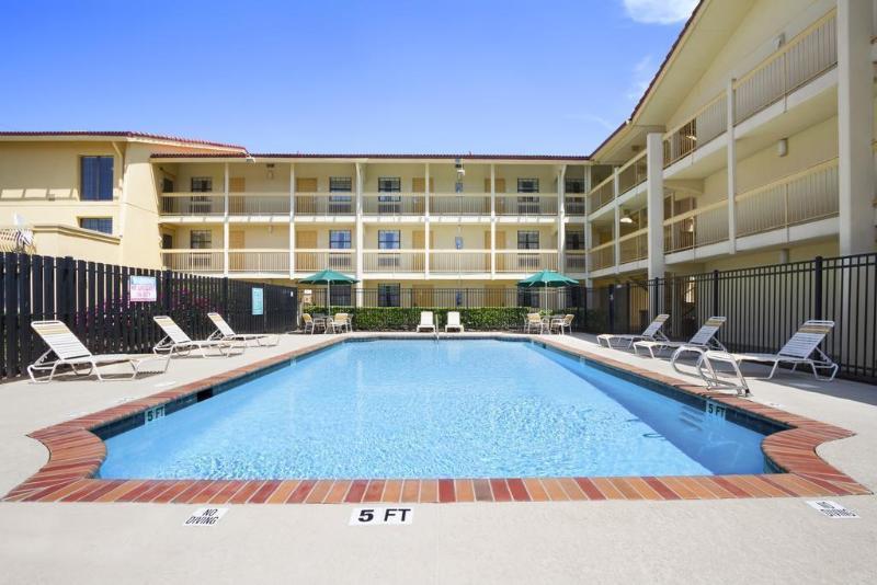 Budget Inn & Suite Atlanta Marietta Stadium Ngoại thất bức ảnh